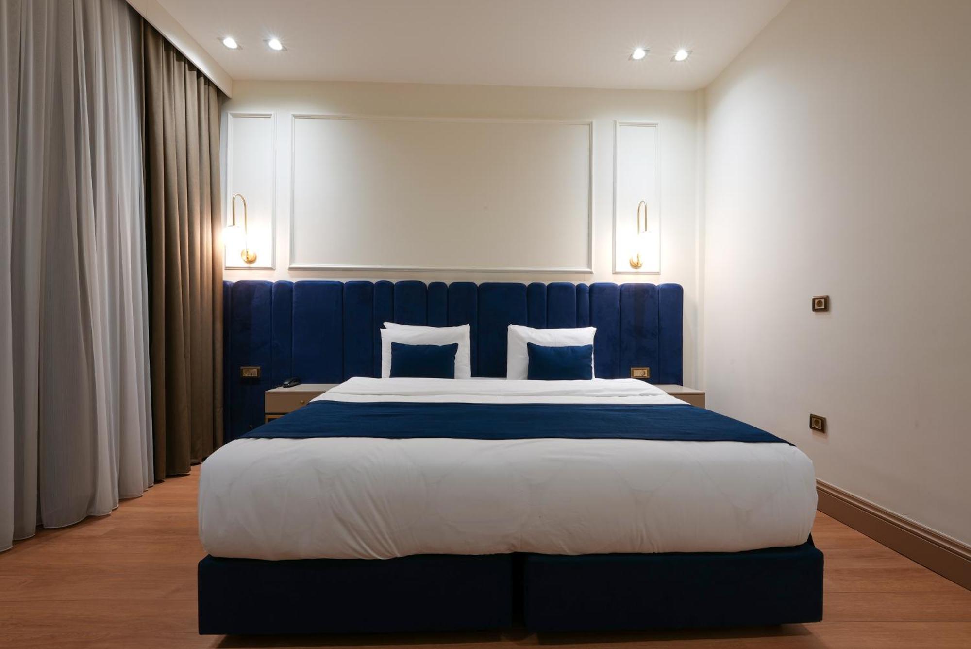 Taksim Bosphorus Hotel อิสตันบูล ภายนอก รูปภาพ